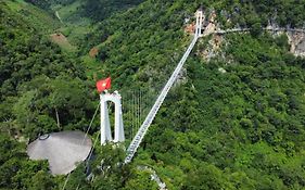 Moc Chau Island - Bach Long Glass Bridge